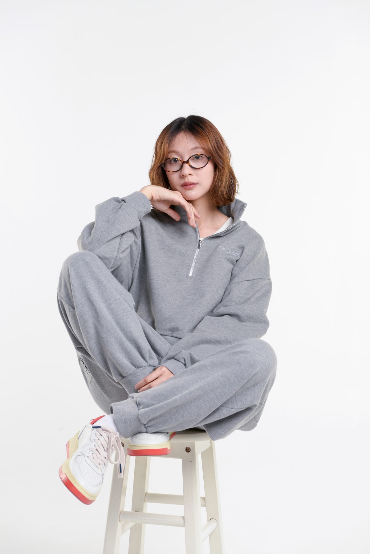 NOXXE minimal streetwear look
