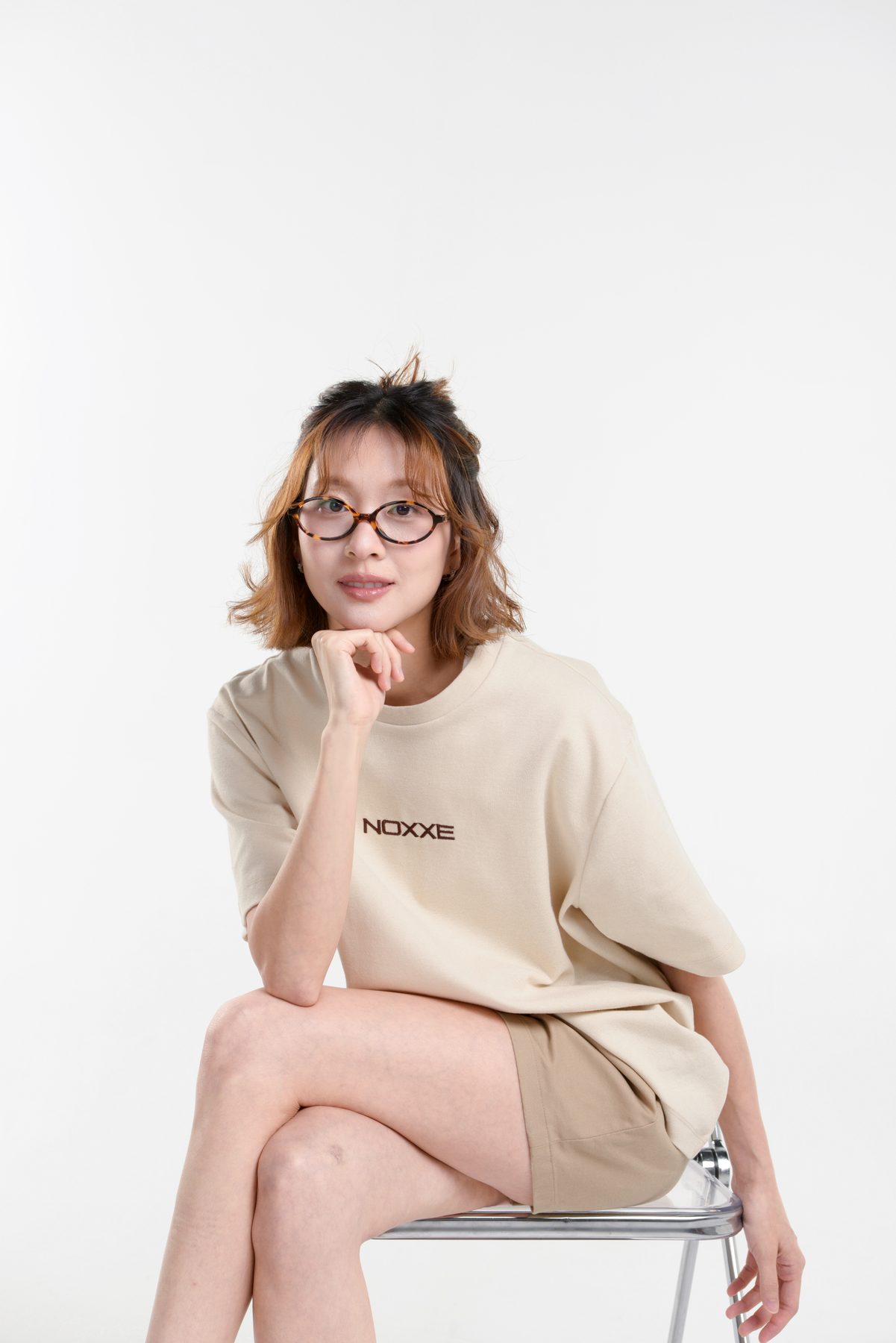 NOXXE minimal streetwear look