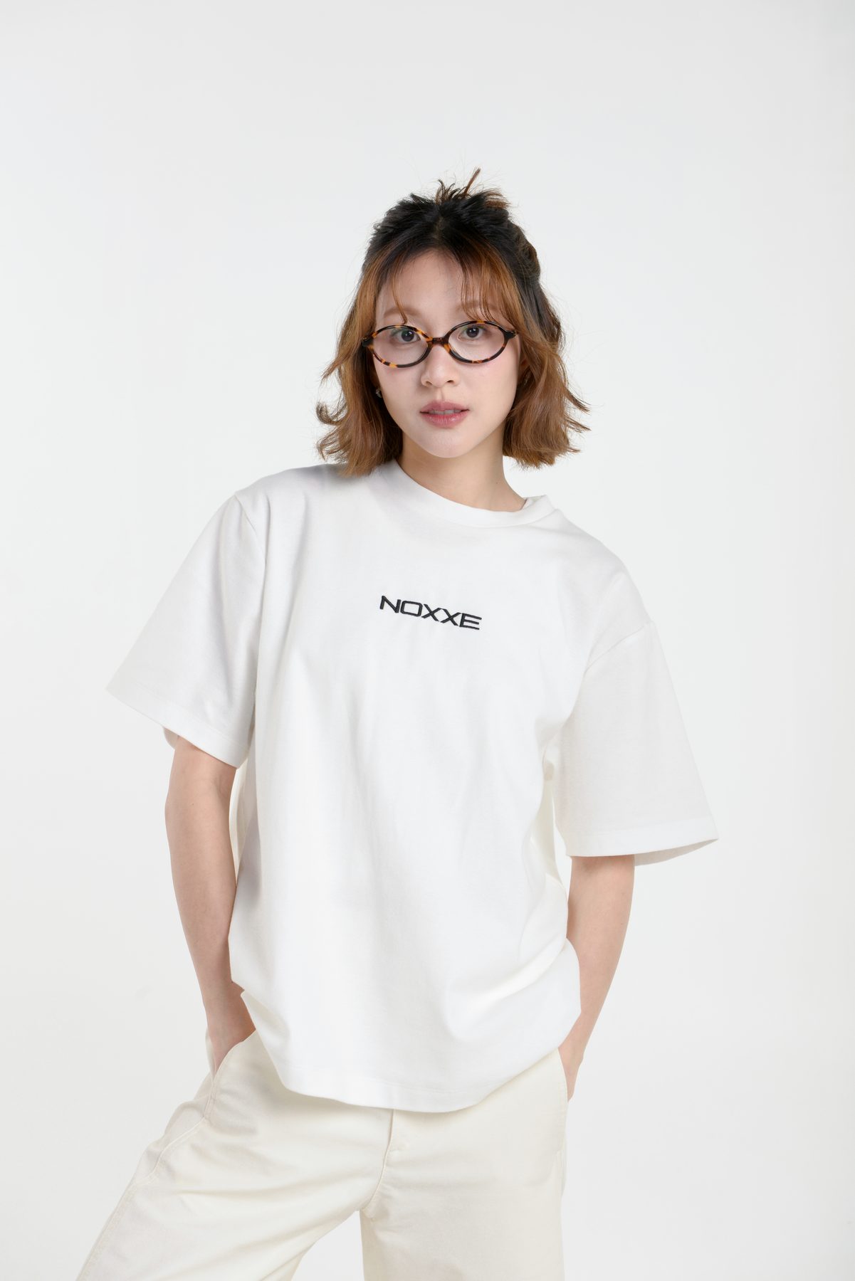 NOXXE minimal streetwear look
